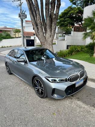 BMW 320i 2.0 16V TURBO FLEX M SPORT AUTOMÁTICO BMW 320i 2.0 16V TURBO FLEX M SPORT AUTOMÁTICO